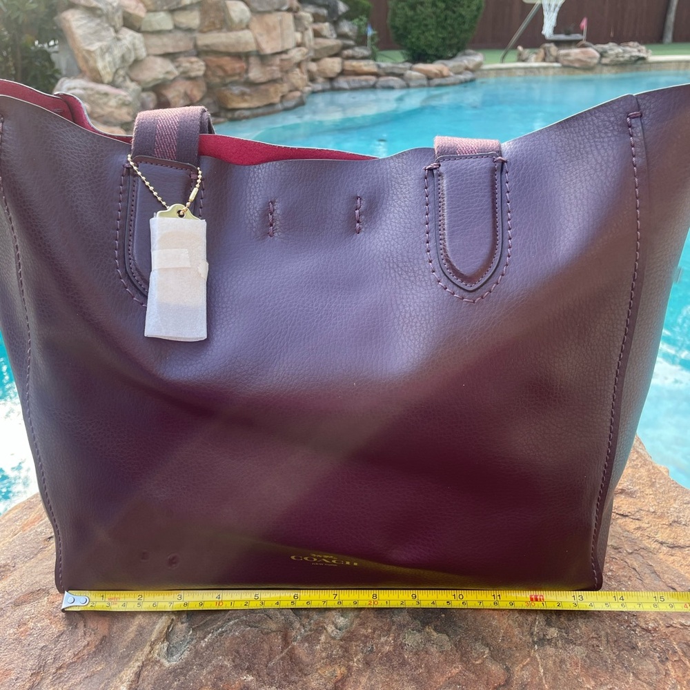NWOT Coach Burgundy Pebbled Leather Derby Tote Shoulder Bag (CSR) - Picture 6 of 16